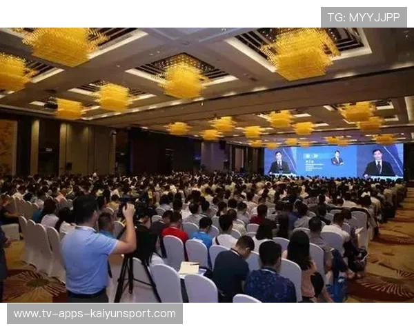 世界游泳赛事退役选手职业转型峰会召开，世界游泳联赛